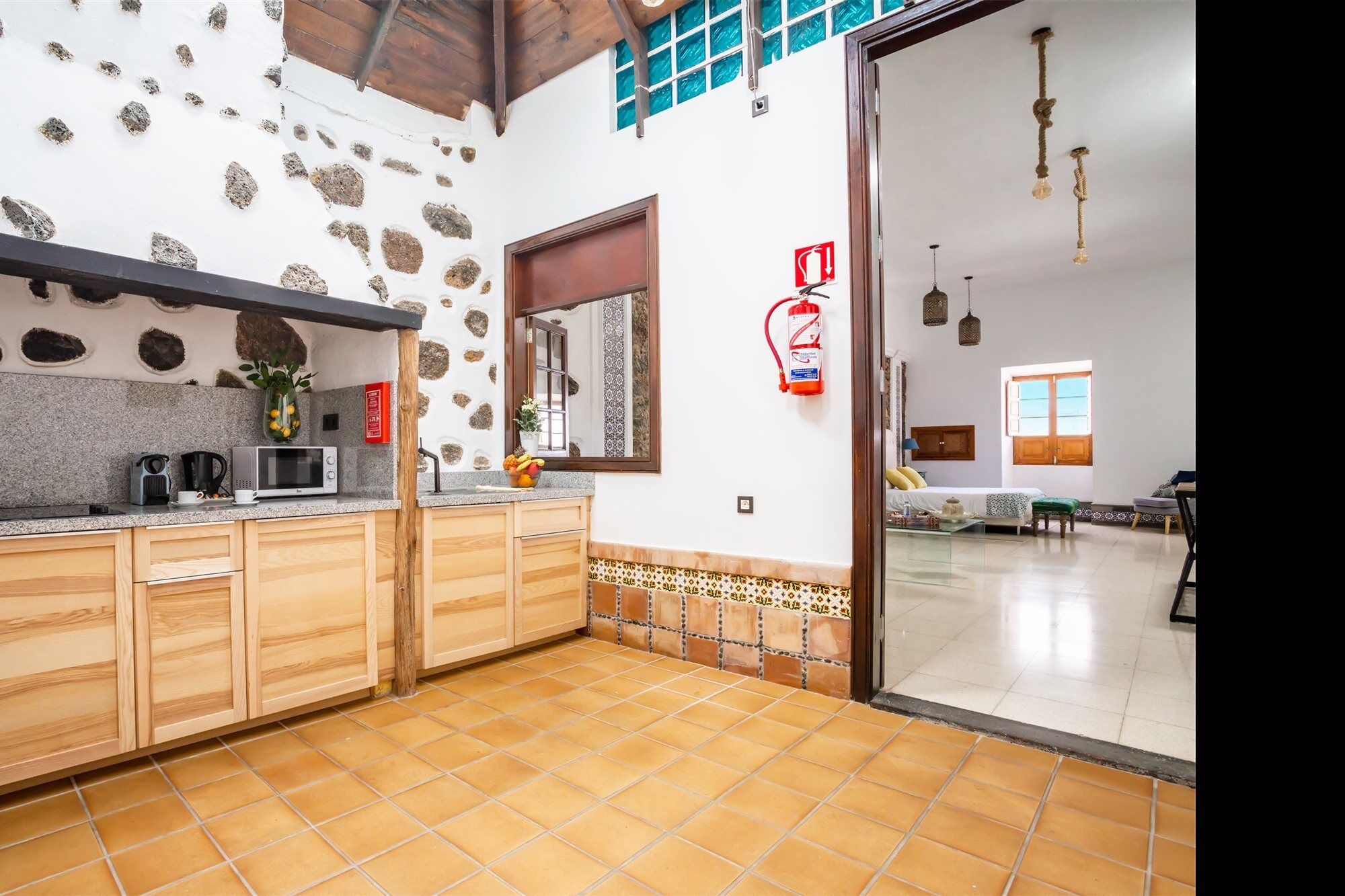 El Charco Suites Arrecife  Εξωτερικό φωτογραφία